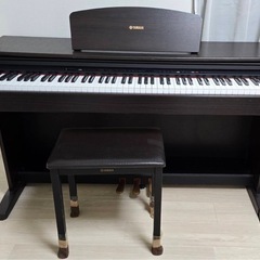 YAMAHA YDP-121 ヤマハ　鍵盤　ピアノ　電子ピアノ