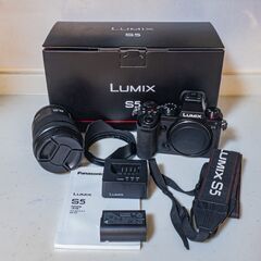 Lumix DC-S5 レンズキット 20-60mm ミラーレス一眼