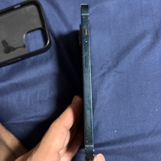 iPhone13