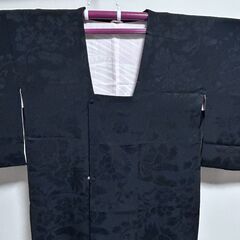 【黒地紋入り羽織】一つ紋羽織・無紋黒道行・10枚まとめ・リメイク・着用可能の画像
