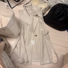 新品NICE CLAUPジレ