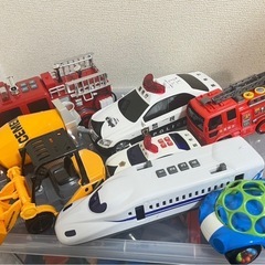 音が鳴るおもちゃ　車のおもちゃ　パトカー　消防車　ミキサー車　ホ...