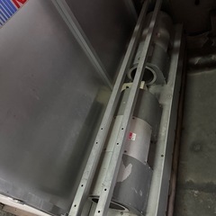 少し値段交渉OK 送風機付き(100Ｖ)大型コンテナ アルミ製  の画像