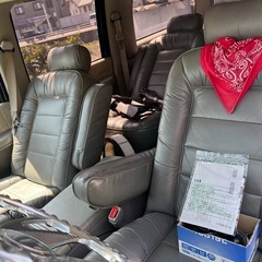今月限定値引き！シボレー　サバーバン　前期　不動の画像