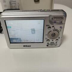 美品　Nikon　cooLPIX S1　デジカメ