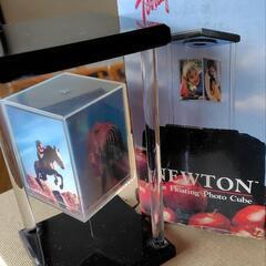 キューブ型フォトフレーム 箱入りの画像