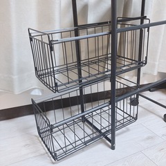 【無料】Vinteky 隙間収納スチールラック3段【ジャンク 】 の画像