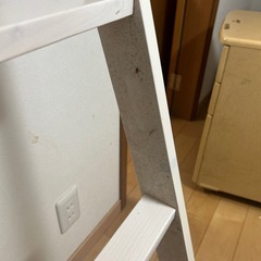 2段ベッドのハシゴの画像