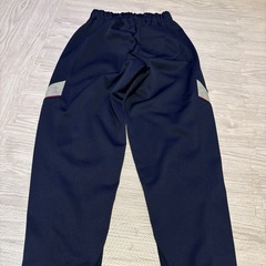 140センチ　子供用　冬の体操服　上下セットの画像