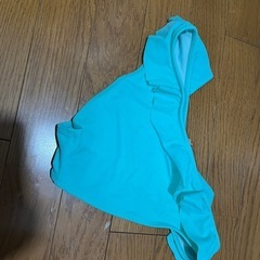 女性限定　ターコイズブルー水着の画像