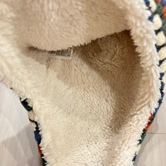 バースデイ　OUTDOOR マルチカラー(寒色)ポンポン付きニット帽 52cmの画像