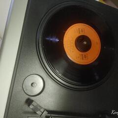 レコードプレイヤーオーディオセットの画像