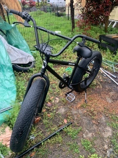 引取限定 BUGGS BIKE ファットバイク 24インチ