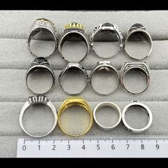 J→→→m18-941 ヴィンテージ リング 指輪 オニキス風 シルバーカラー アクセサリー 素材不明 イミテーション品 昭和レトロ まとめ売り おまとめ 大量の画像