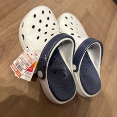 新品未使用　クロックス風　サンダル