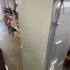 アース万代店　大容量176L 2023年製美品★ハイアール　冷蔵庫　　ホワイト　一人暮らしの画像