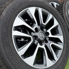 トヨタ　ランドクルーザープラド150後期　純正19インチ　4本セット　ナット付きの画像