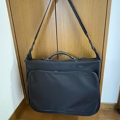スーツ用キャリーケース　ショルダーバッグの画像