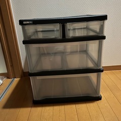衣装ケース