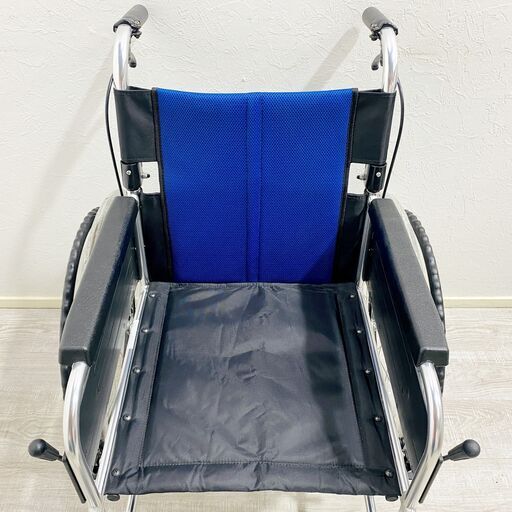 ★未使用展示品★MiKi/自走型/車椅子/BAL-1/座幅40 前座43.5㎝/折りたたみ/スタンダード/ノーパンクタイヤ/介護/介助