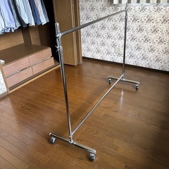ハンガーラック