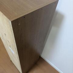 コーナー収納棚の画像