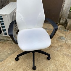 デスクチェア