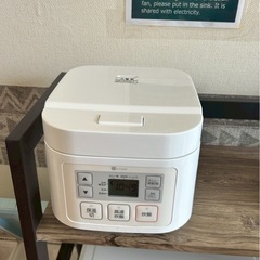 【商談中】
3号炊き　炊飯器の画像