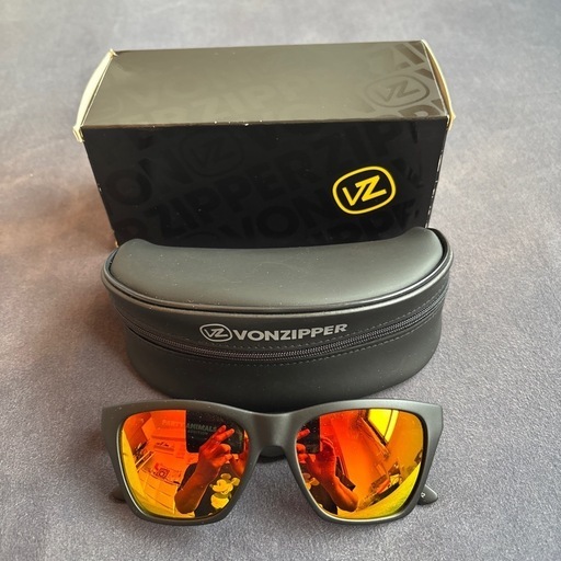 【新品•未使用品!】VONZIPPER ミラー サングラス