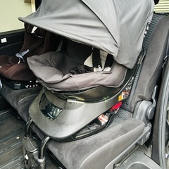 チャイルドシート　エールべべ・クルット NT2 プレミアム　チャコールブラックの画像