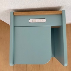 サイドテーブル(ナイトテーブル)　　の画像