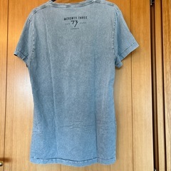 SEVENTY THREE Tシャツの画像