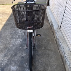 655  ヤマハ新機種電動アシスト自転車pasnaura26インチブラウンアルミボディーの画像