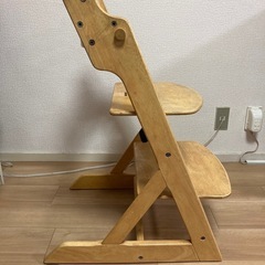 大和屋　すくすくチェア　高さ調整できる子供椅子　ベビーチェア　キッズチェア　ハイチェア　木製椅子　学習椅子　木製キッズチェアの画像