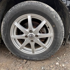 日産　ノート　ホイールタイヤセット　4本　タイヤサイズ185/65R15の画像