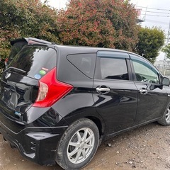 日産　ノート　ホイールタイヤセット　4本　タイヤサイズ185/6...