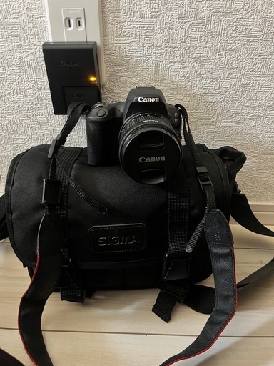 [美品)Canon EOSkissx9レンズキット(バッグ、説明書付)