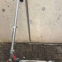 子供用キックボード
