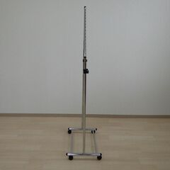 ハンガーラック【小金井市民限定】（小金井市再生家具）品番：05-01-07 ※新規優先の画像