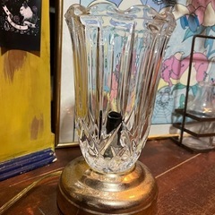 ガラスのアンティークランプの画像