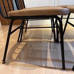 プロシードのダイニングチェア４脚セットの画像