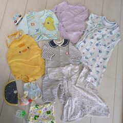 Combi　Mini、ユニクロ青系の新生児お洋服セット、はらぺこ...