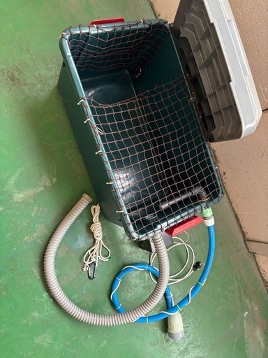 ライブウェル　生簀　バス釣り　釣り