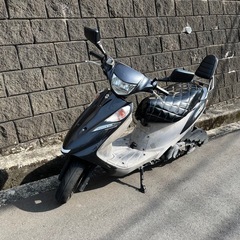 大阪　スズキ　アドレスv125g 規制前