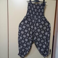 【値下げしました!!】美品❗レディースタイパンツの画像