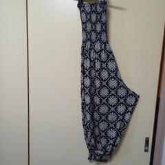 【値下げしました!!】美品❗レディースタイパンツの画像
