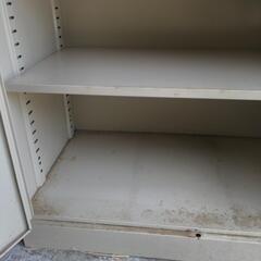 zim zipper 棚　キャビネットの画像