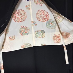 正絹　羽織　しつけ糸付き　後桐の紋入り　の画像