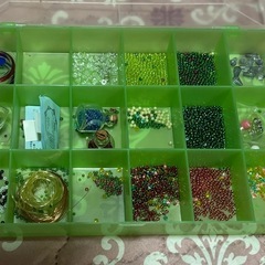 ビーズなど手芸用品の画像