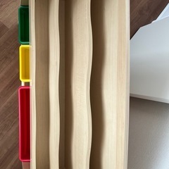 絵本棚　子ども用絵本棚ラックの画像